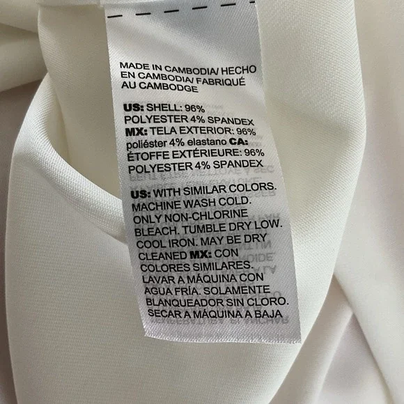 Chico's Off White Tunic Top Long Sleeve‎ Blouse Button Detail - Picture 9 of 10